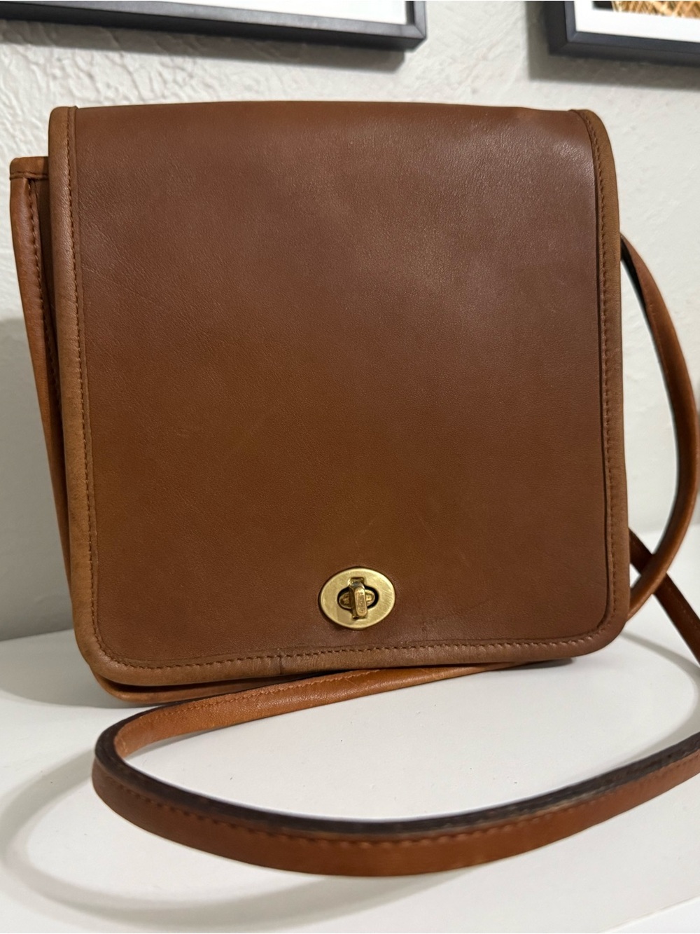Classic Brown Leather Coach 9620